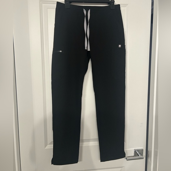 Figs women’s scrubs size S - Picture 1 of 2